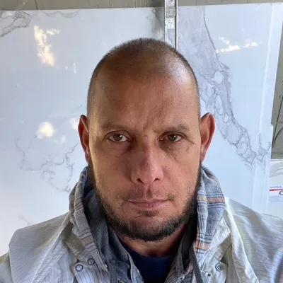 JLo. Handyman