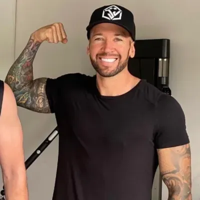 JJ Velasquez Fit MENS ONLINE Fitness Coach