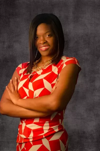 DeeLux Creations LLC
