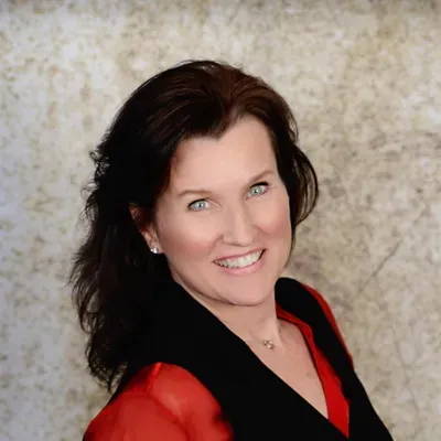 Deb Summers Associate Broker