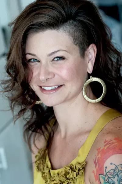 Dionah Austgen Freelance Hairstylist
