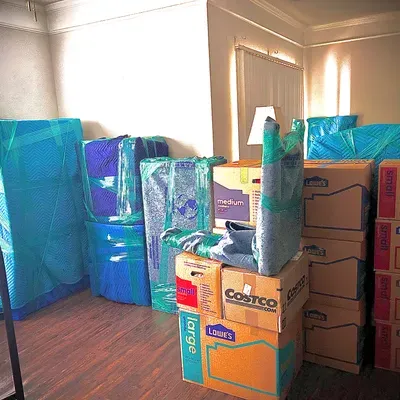 Dakydes Moving & Delivery