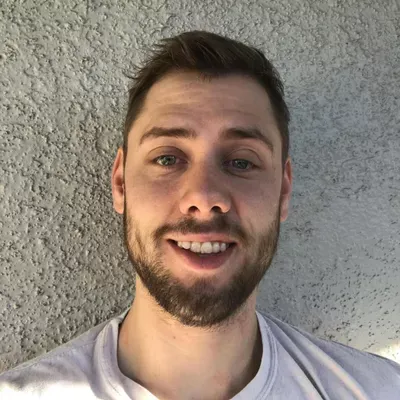 Zach lyons
