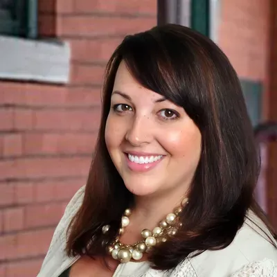 Kristie Jahromi, Realtor Berkshire Hathaway