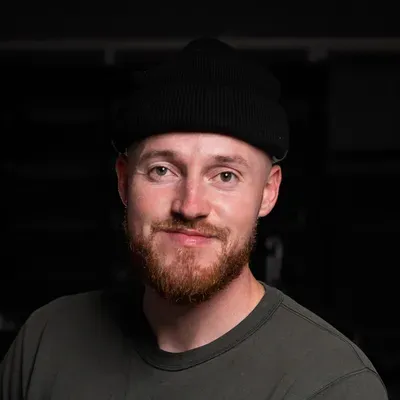 Justin Bradford - VISBL.