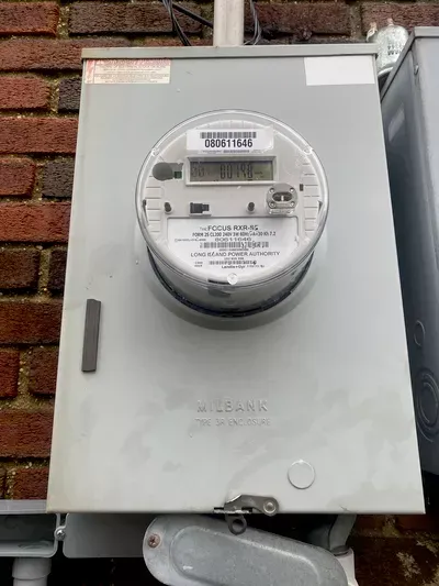 Lou’s Electrical 6313550229