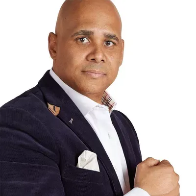 Carlos M Turner - RE/MAX Select
