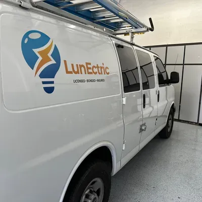 LunEctric LLC
