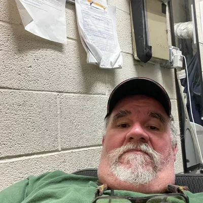 J Hartnett. Handyman and Electrical Maintenance