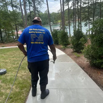 Elite mobile pressure washing services