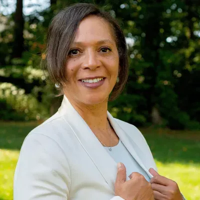 Denise Robinson -Realtor