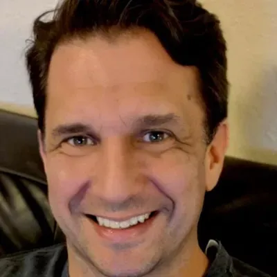 Dan Genshino