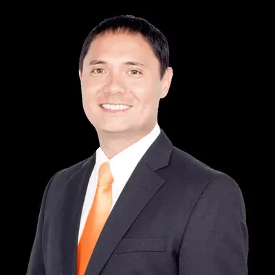 Paul Iwanaga with Platinum Realty