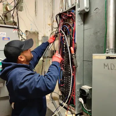 5 ? Electrical  LLC call *407*230*5751