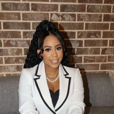 MaKenzie Faust/ Realtor