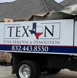 TEXAN JUNK REMOVAL 8324438550