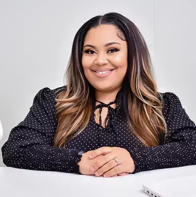 Titia Simmons, Realtor