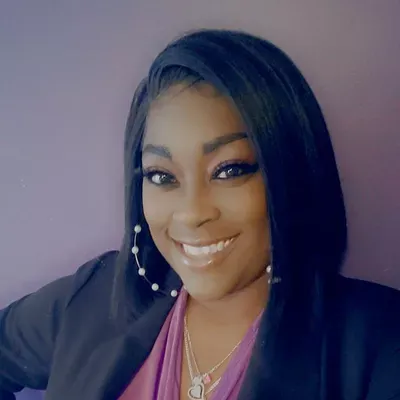 Elizabeth Trappier-Young Realtor (Fathom Realty)