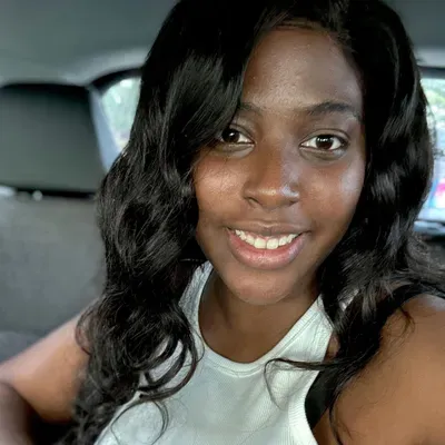 Hostess Nyasia