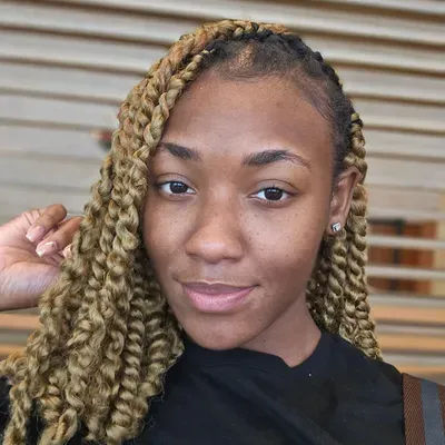 Jazlyn Marshall - Your Go To Pro