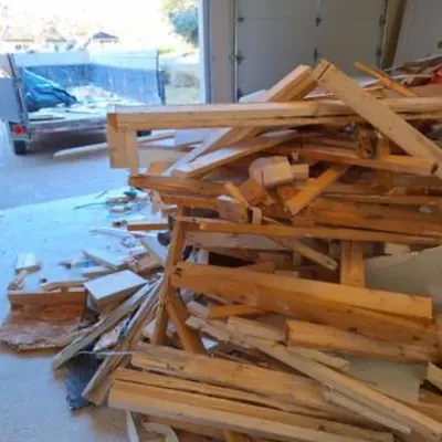 824 Junk Haulers