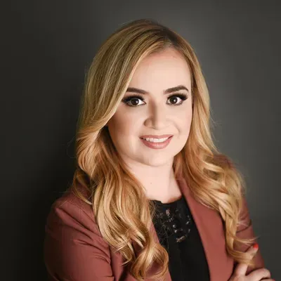 Cinthia Diaz, Mobile Notary