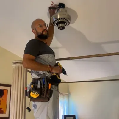 PAR Electric Installations.