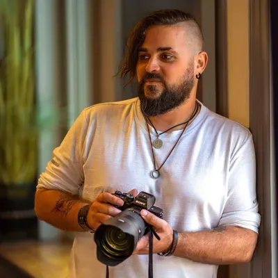 Venture Farther Photography LLC