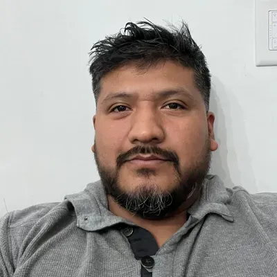 Misael G. Electrician