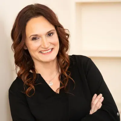 Heather Gale-Spencer Notary Services of Michigan