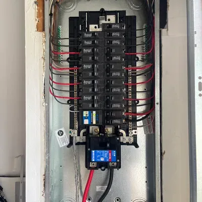 Electrician Lorenzo