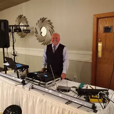 Night Moves DJ & Photo Booth Service
