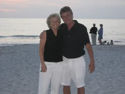 Cape and Isles Entertainment - The Singing DJs