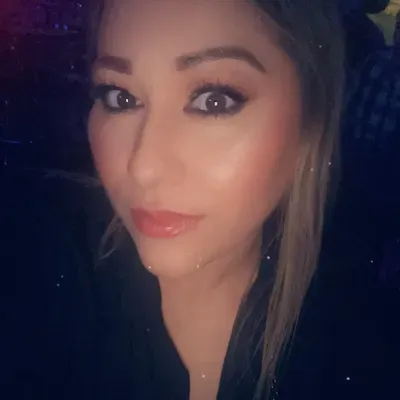 Make-Up by Mayra