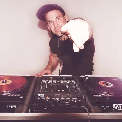 DjJoeyMoon