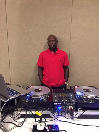 DJ Darryl Steele