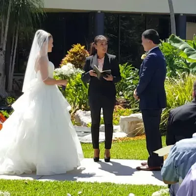 Sophia Tezel - Wedding Officiant