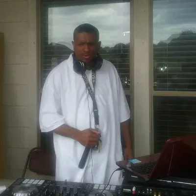 PLAYA ENT - DJ G PLAYA
