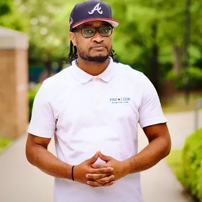 PRO LOOK MEDIA LLC