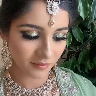 Sara's Makeup Artistry (@saramakeupia)