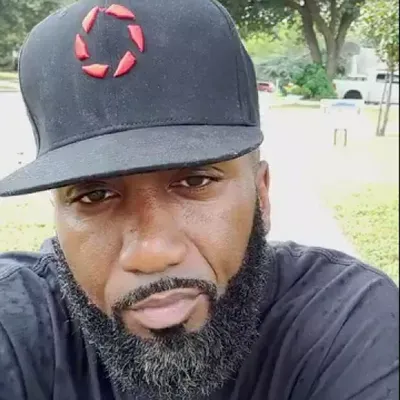 The Legendary DJ Dez