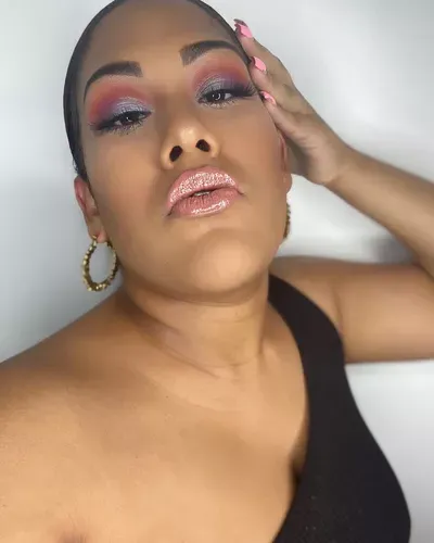 Liz Nadia Beauty