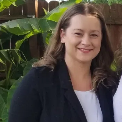 Kelly Smallwood-Wedding Officiant