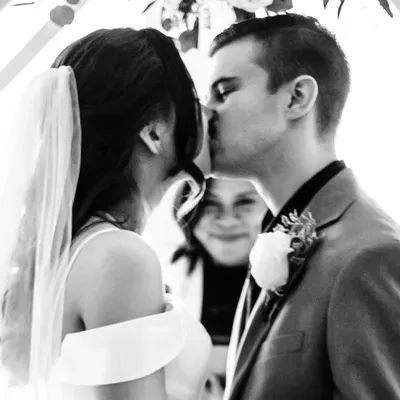 The Wedding Officiant / Weddings & Event Venue