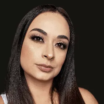 Caro Velez Makeup Artist
