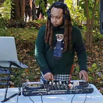 DJ AJAXX