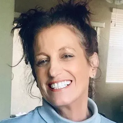 Wendi Champagne