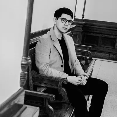 Jay with L Photography