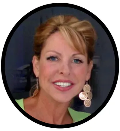 Laura's Organizing and Design