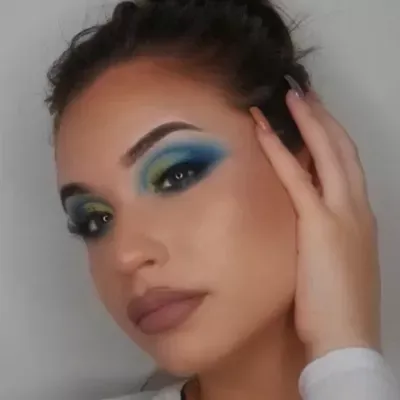 Phi’s beauty bar